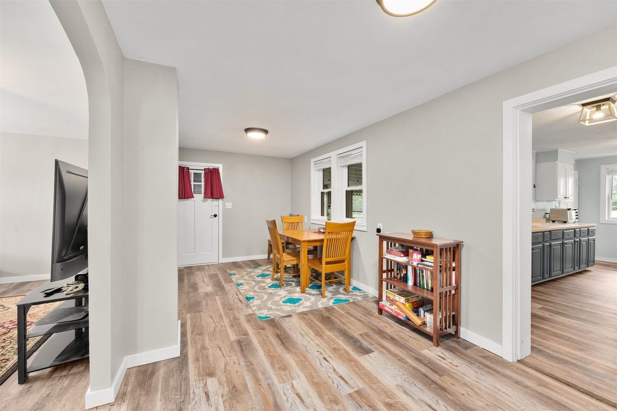 205 South Avenue, Chippewa Falls WI 54729 - Residential house for sale - MLS #1605704 - image9