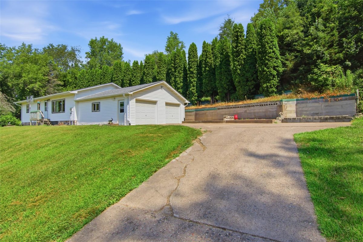W10890 Hiview Drive, Black River Falls WI 54615 - Residential house for sale - MLS #1603830 - image8