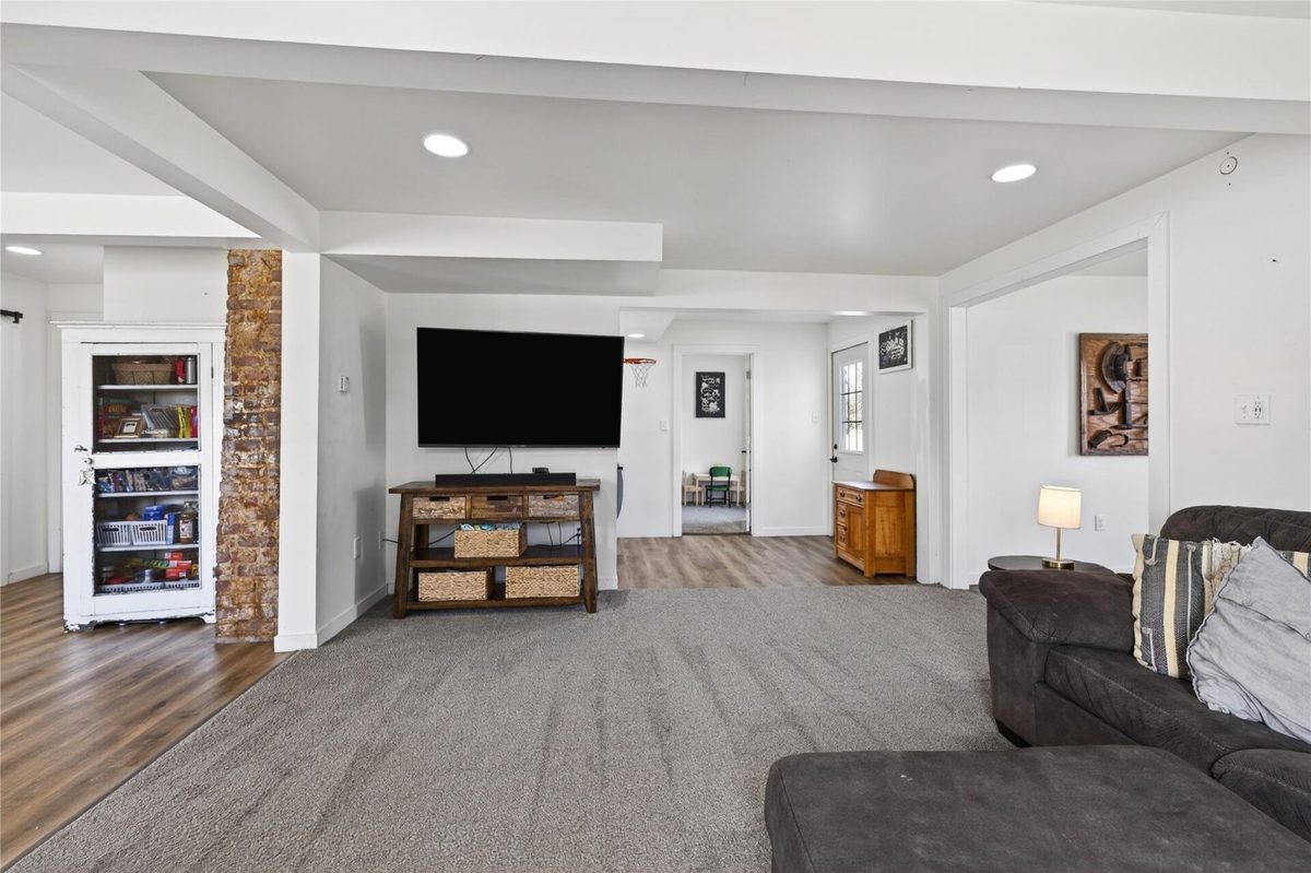 22 6th Avenue 1&2, Shell Lake, WI — photo 12