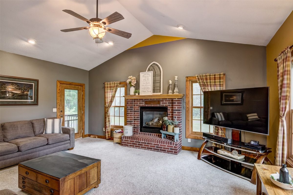 4825 Taylor Road, Ladysmith WI 54848 - Residential house for sale - MLS #1603595 - image5
