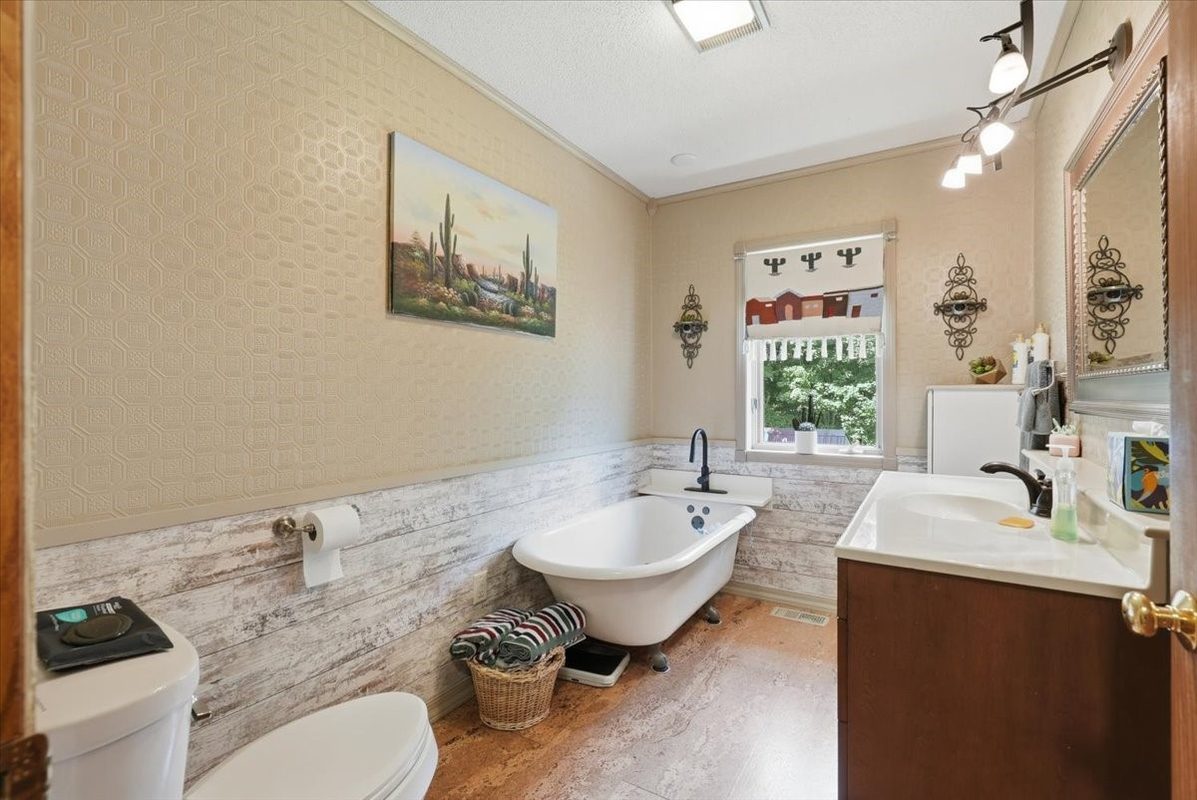 W744 Golfview Drive, Spring Valley WI 54767 - Residential house for sale - MLS #1603461 - image21