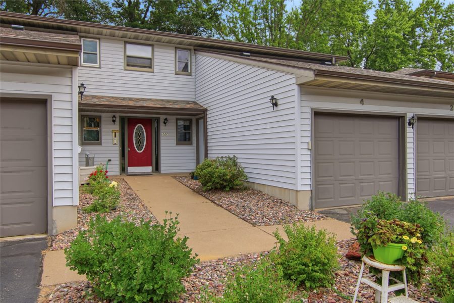 227 Harvest Lane