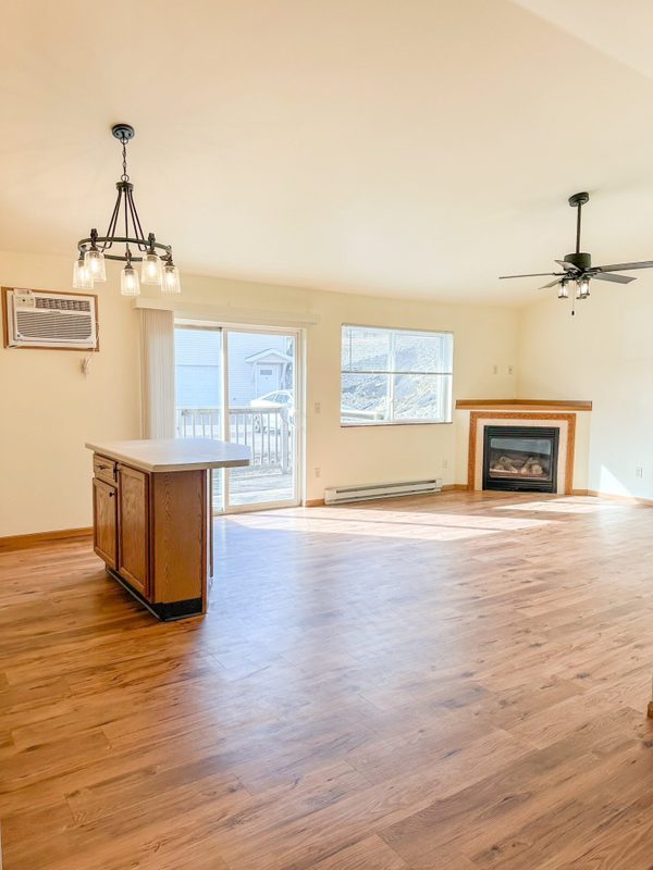 2109 11th Ave, Menomonie WI 54751 - ResidentialLease house for sale - MLS #1605395 - image2