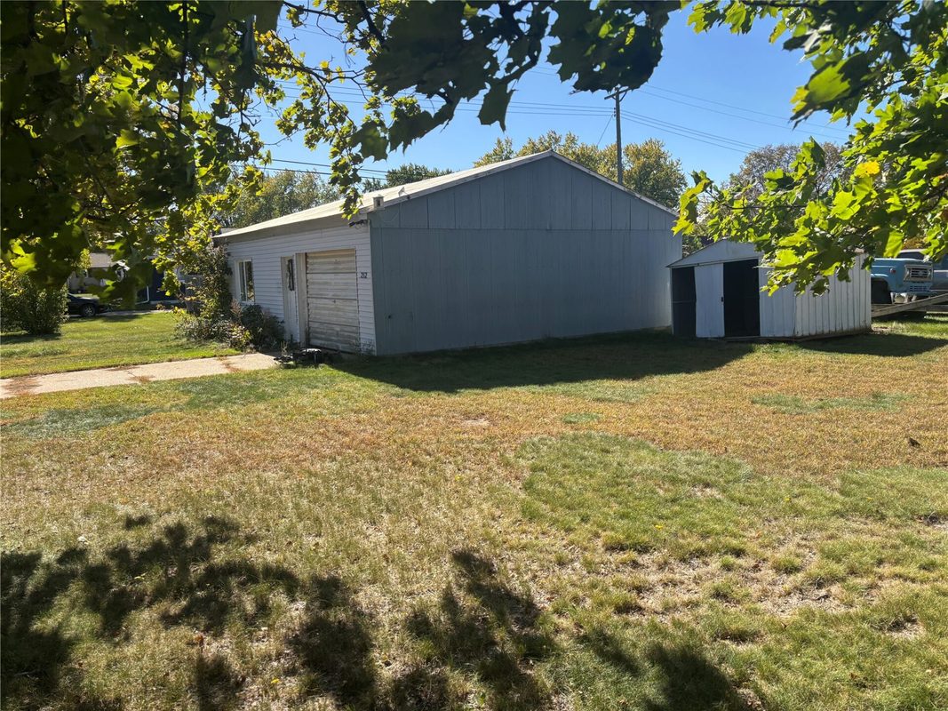 212 9th Street, Altoona WI 54720 - Land house for sale - MLS #1605827 - image2