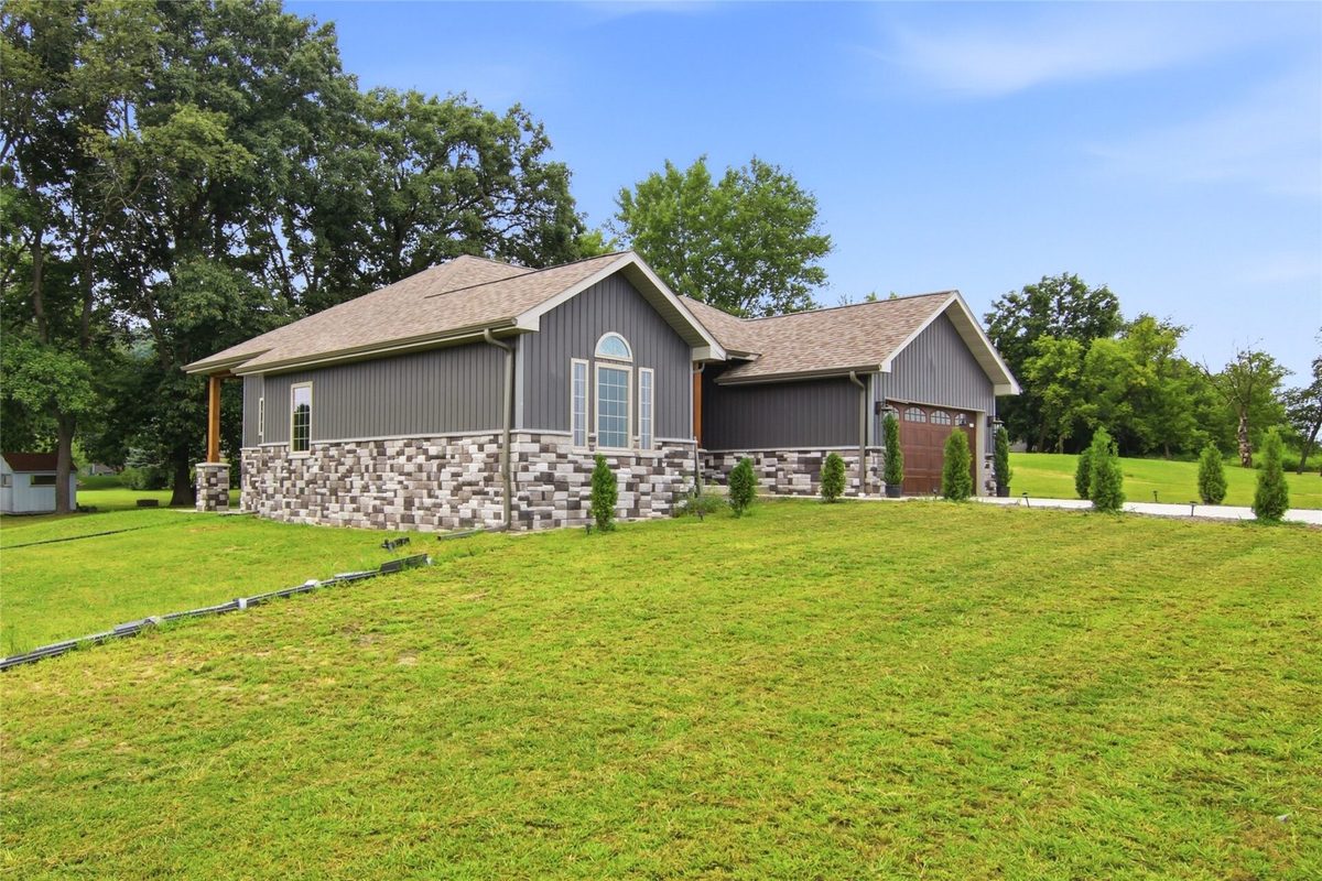 1020 Spruce Street, Black River Falls WI 54615 - Residential house for sale - MLS #1603839 - image3