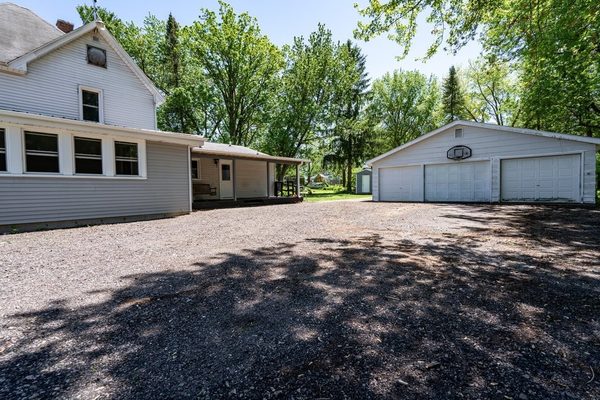 334 E 2nd Avenue Stanley WI 54768
