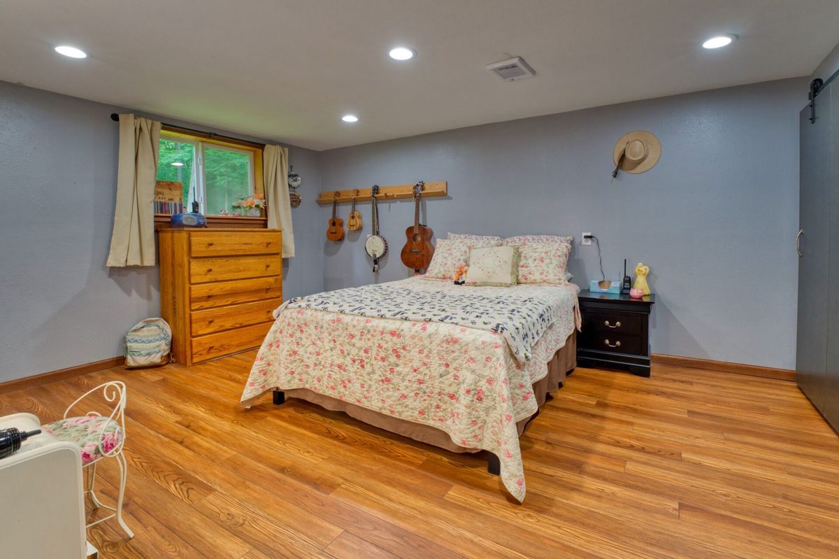 200 Ridgewood Drive, Cornell WI 54732 - Residential house for sale - MLS #1602762 - image36