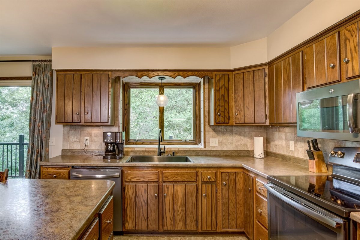 608 Manor Court, Altoona WI 54720 - Residential house for sale - MLS #1603719 - image8