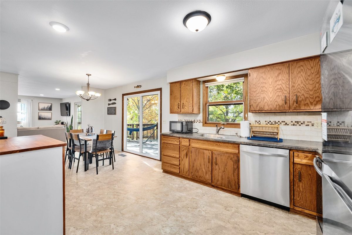 2725 Somona Parkway, Eau Claire WI 54703 - Residential house for sale - MLS #1606234 - image3