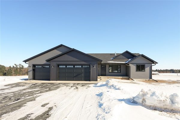 9543 County Hwy Q  Chippewa Falls WI 54729