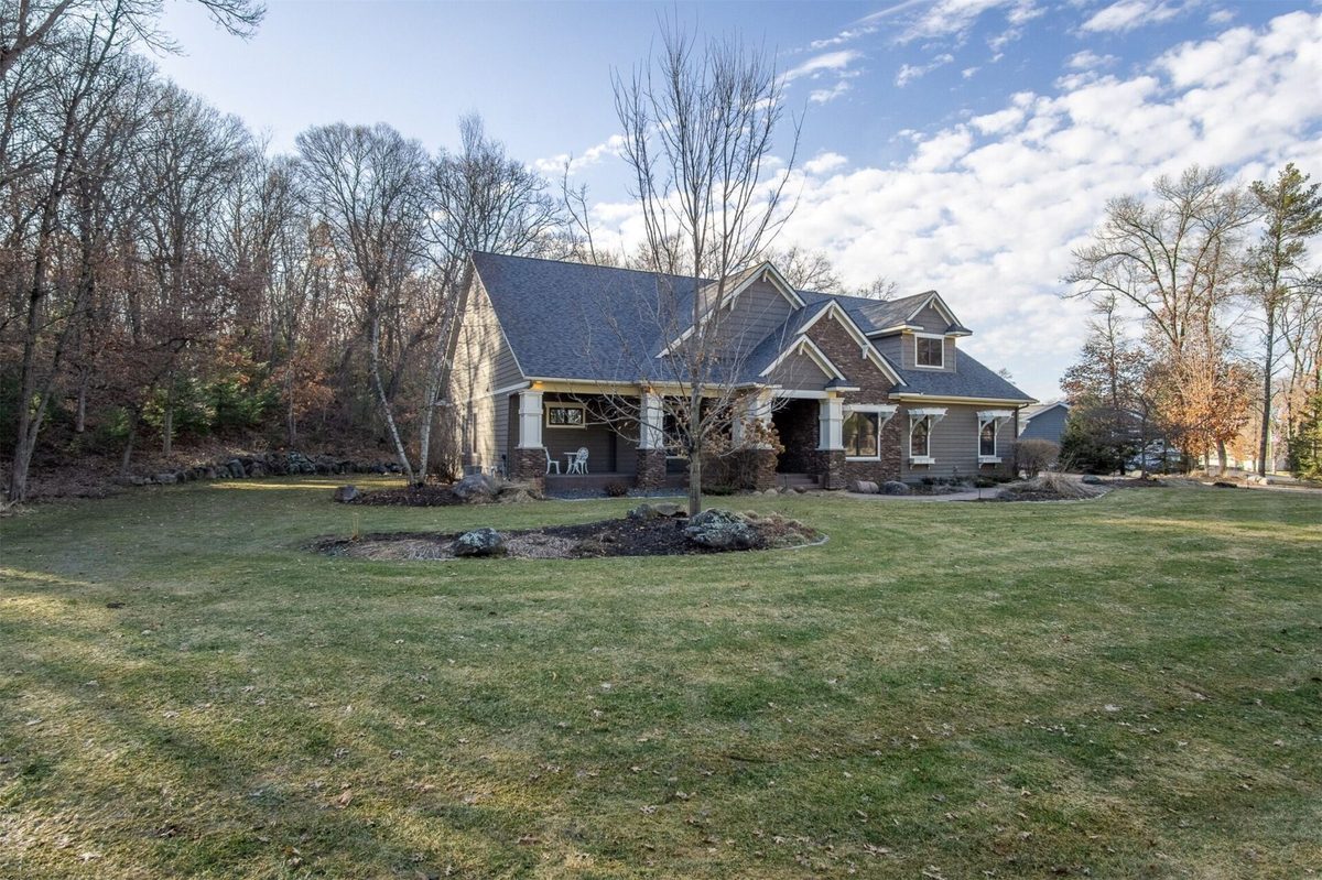 1116 Moonlight Drive Altoona WI 54720 — photo 3