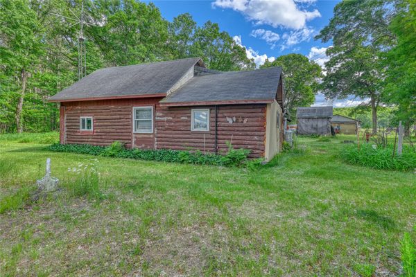 8009 Fox Road Spooner WI 54801