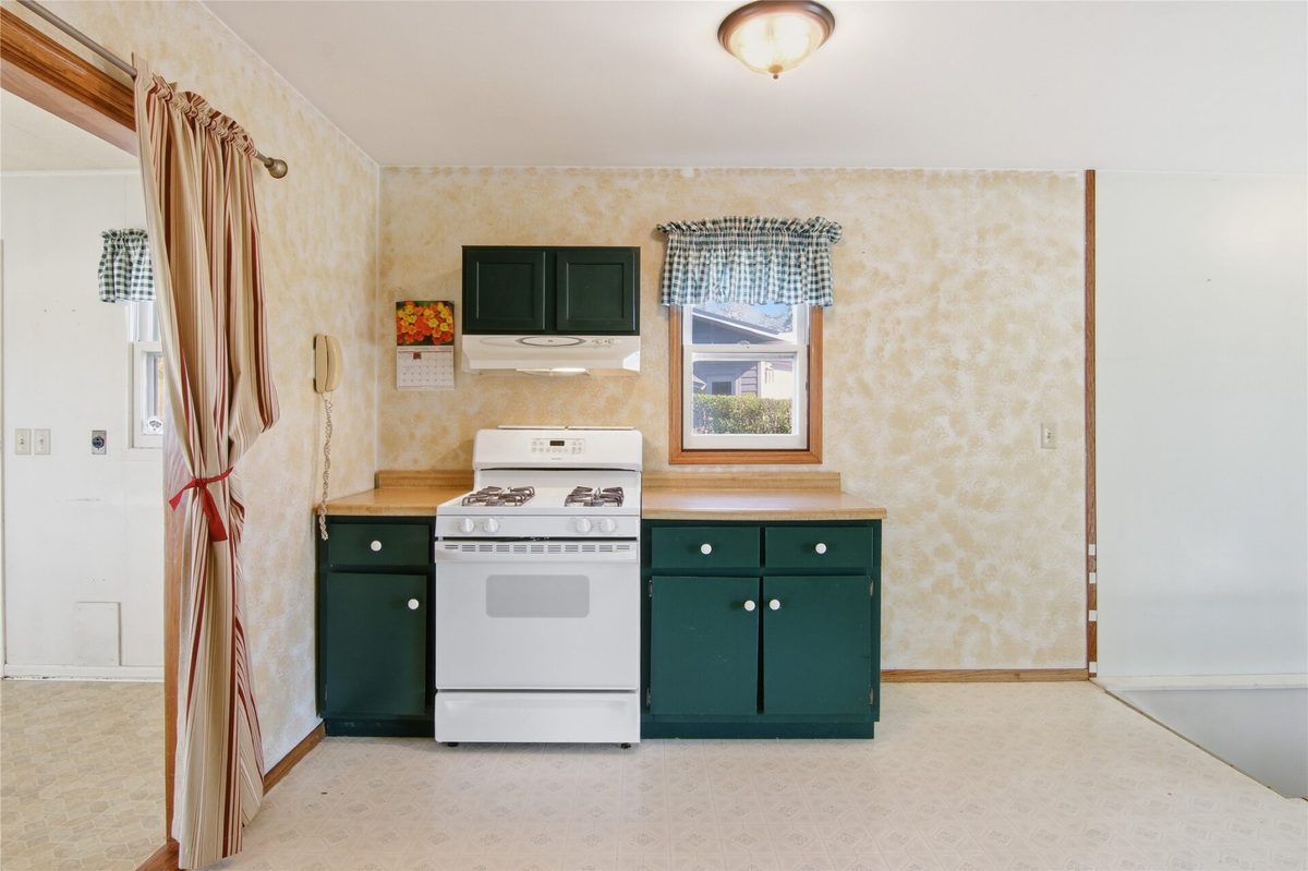 921 Main Court, Bloomer WI 54724 - Residential house for sale - MLS #1606132 - image8