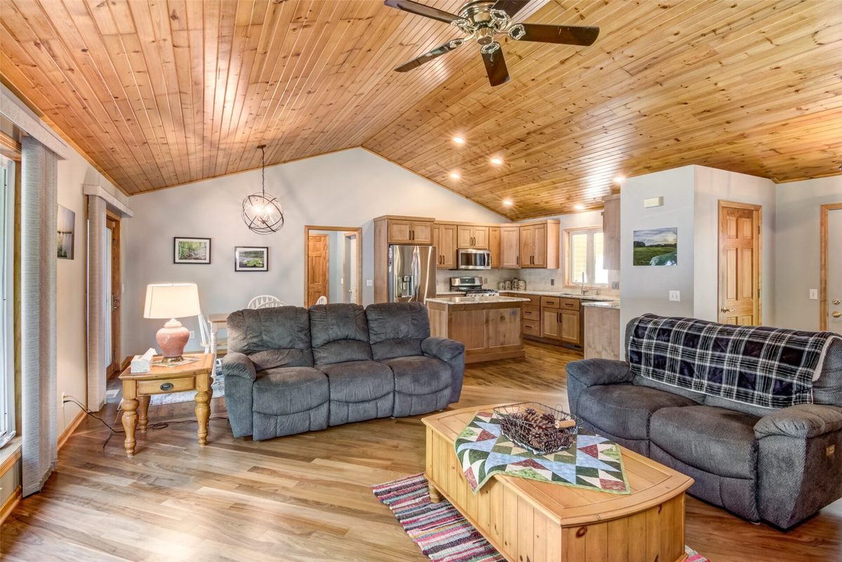 7180 Nine Mile Creek Road, Eau Claire, WI — photo 15