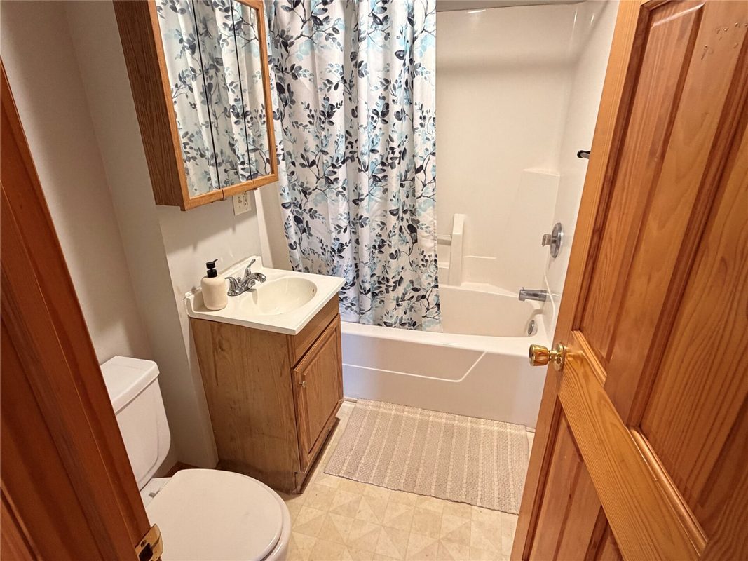 1028 Essex Street, Eau Claire WI 54703 - Residential house for sale - MLS #1604648 - image13