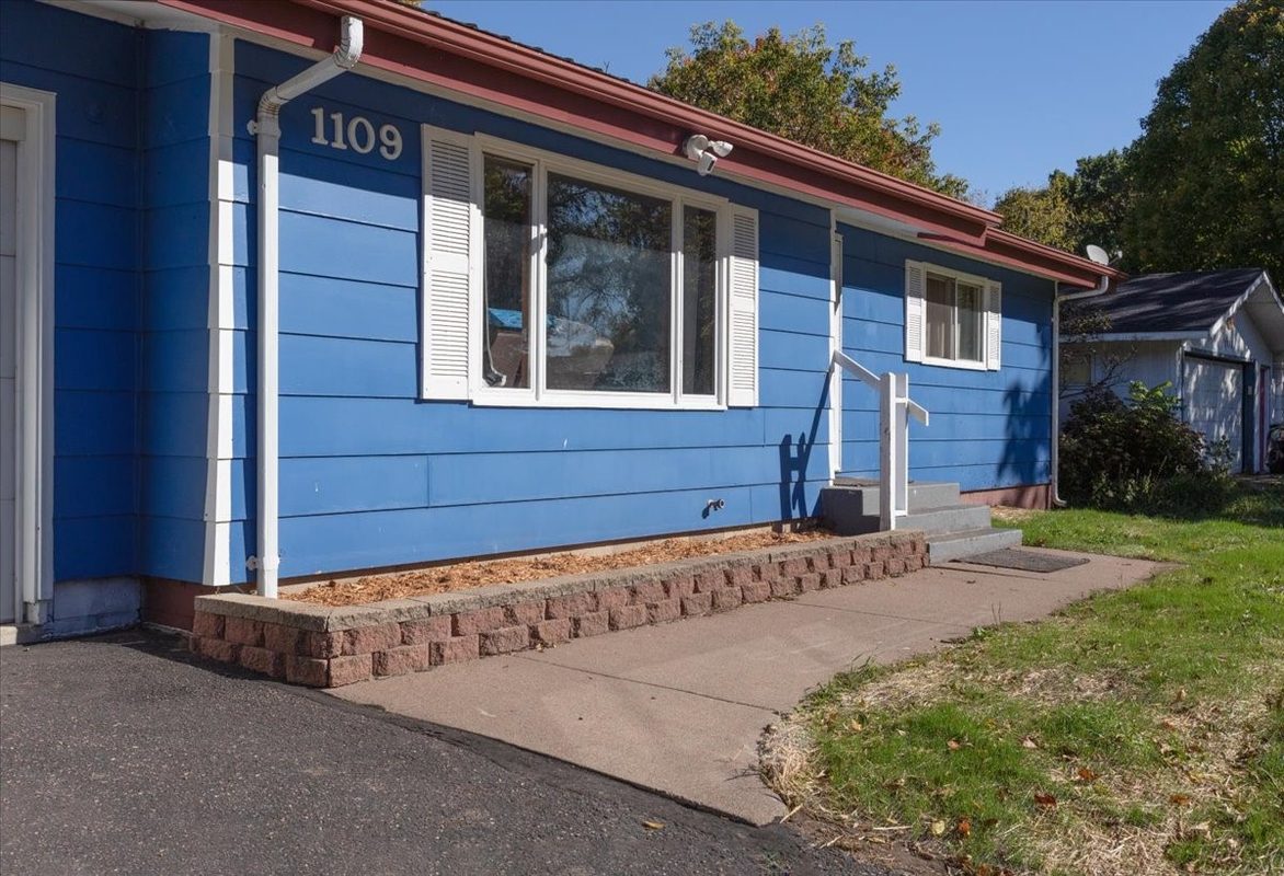 1109 16th Avenue, Menomonie WI 54751 - Residential house for sale - MLS #1605695 - image4