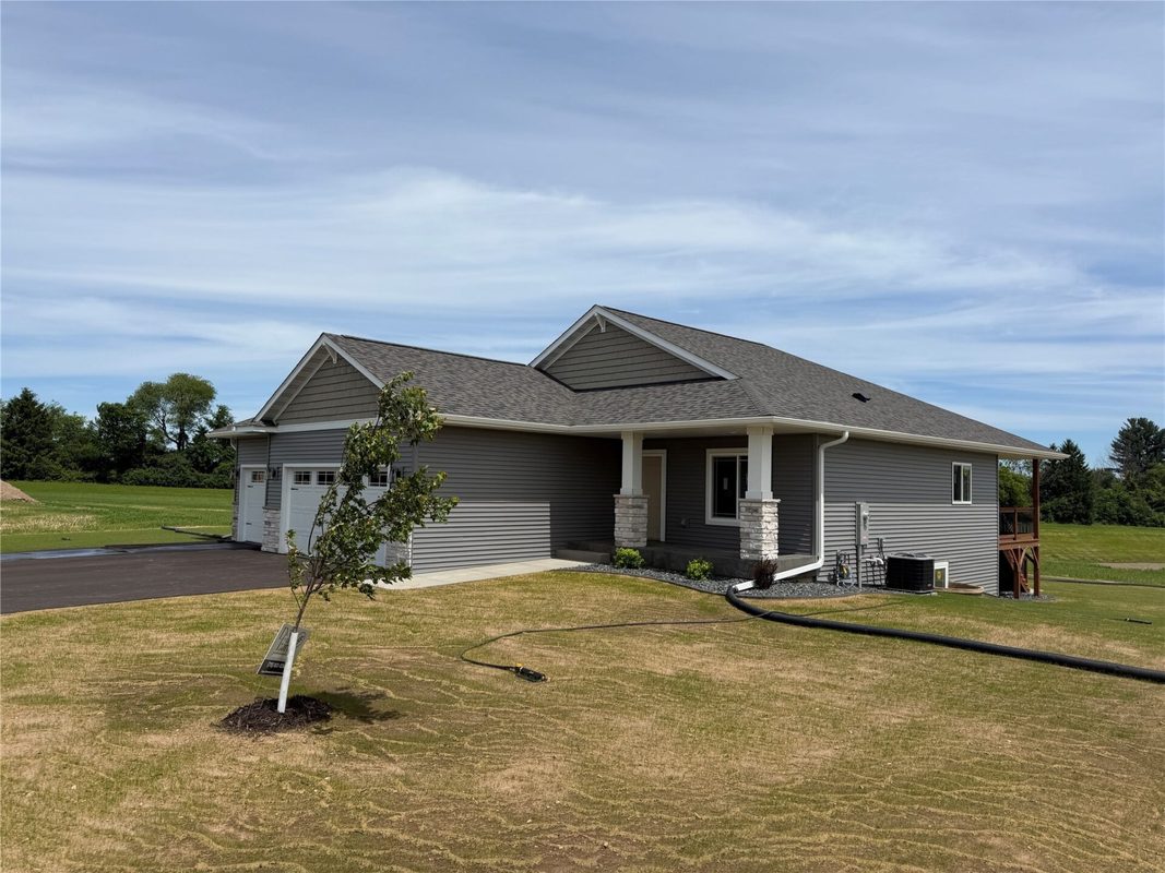 684 Roma Street, Eau Claire WI 54701 - Residential house for sale - MLS #1598609 - image2