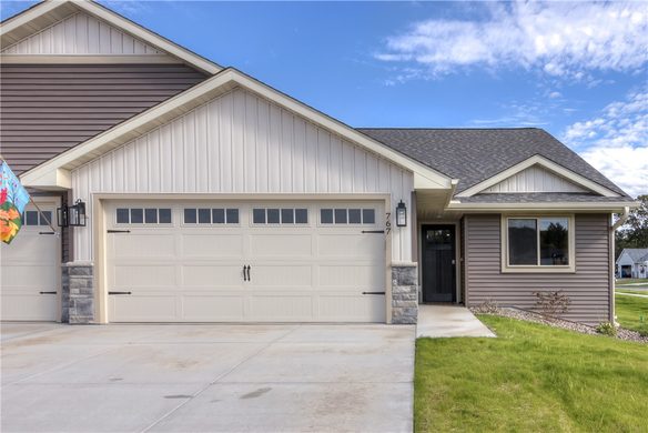 767 Sequoia Drive, Altoona, WI