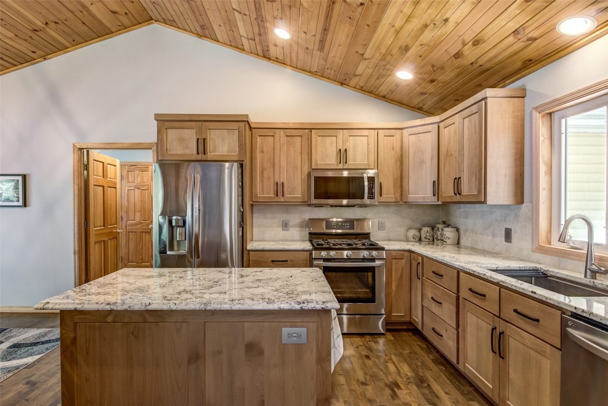 7180 Nine Mile Creek Road, Eau Claire, WI — photo 11