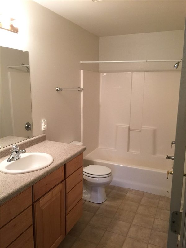 Residential at 20 E John Street, Rice Lake, WI 54868 — photo 10