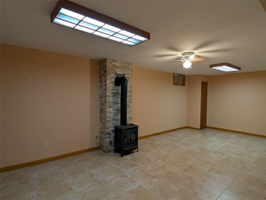 1521 6th Avenue Menomonie WI 54751 — photo 44