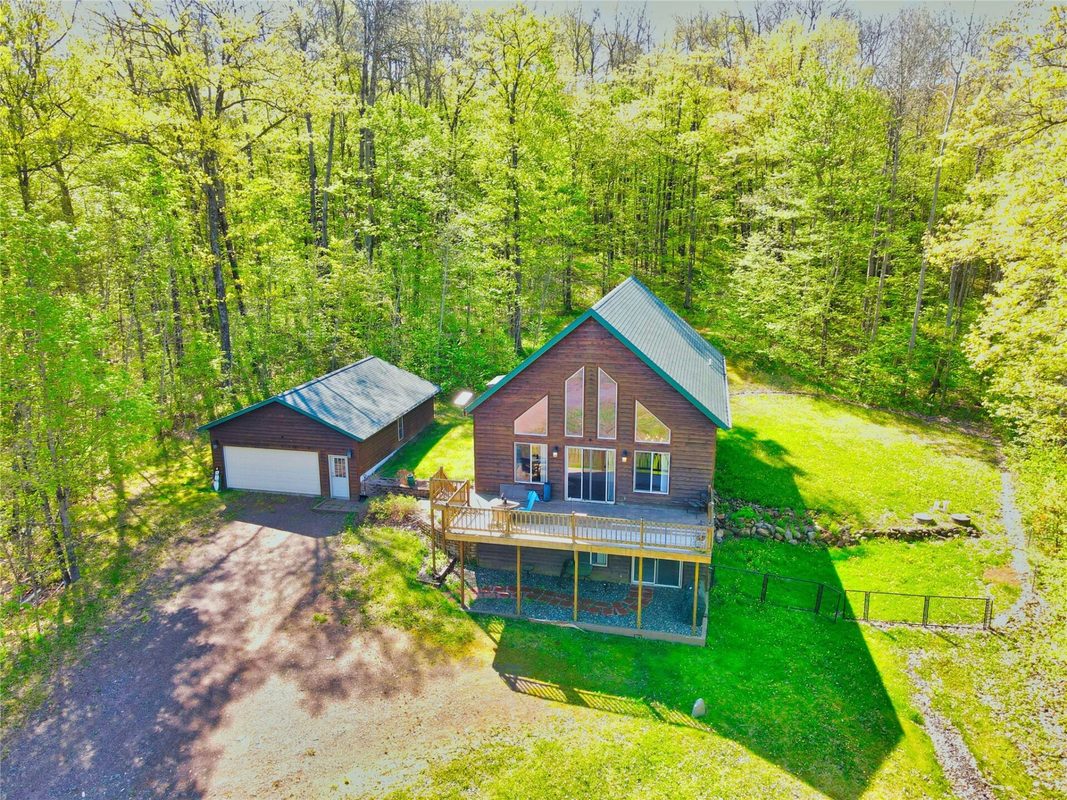 8920 Larson Court, Hayward WI 54843 - Residential house for sale - MLS #1599772 - image9