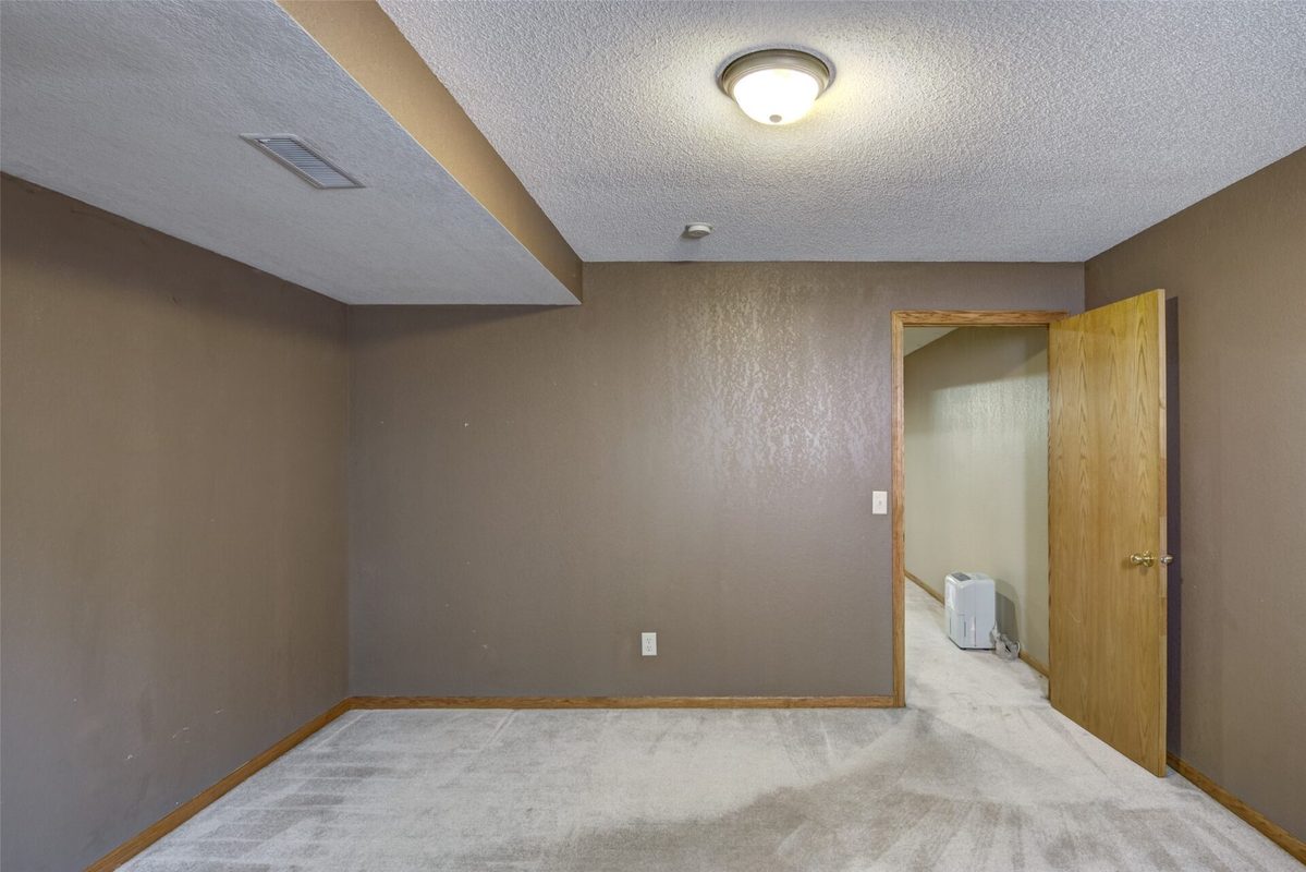 2728 Pine View Road, Eau Claire WI 54703 - Residential house for sale - MLS #1603837 - image22