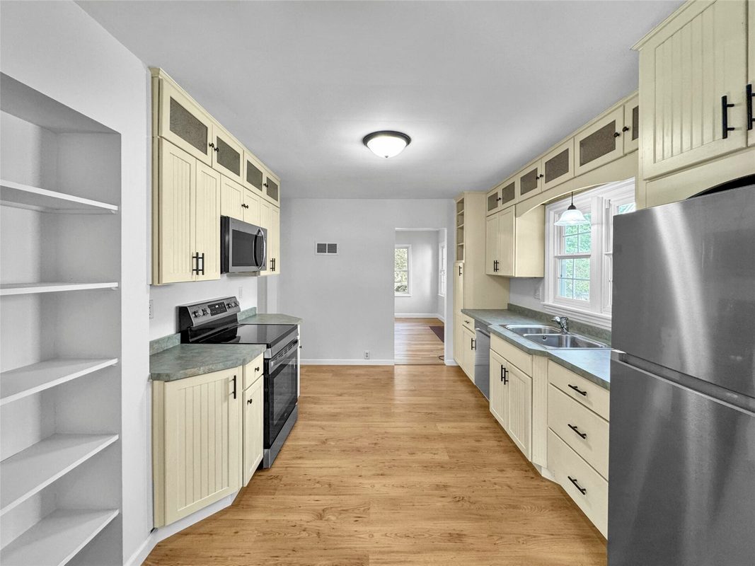 1305 Hoover Avenue, Eau Claire WI 54701 - Residential house for sale - MLS #1604669 - image23