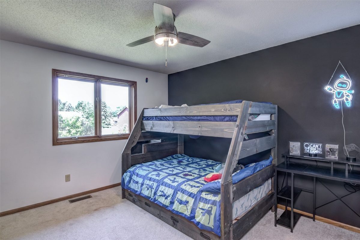 4830 Rye Court, Eau Claire WI 54701 - Residential house for sale - MLS #1605632 - image17