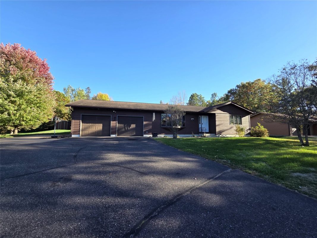725 Olson Drive, Grantsburg WI 54840 - Residential house for sale - MLS #1605895 - image2