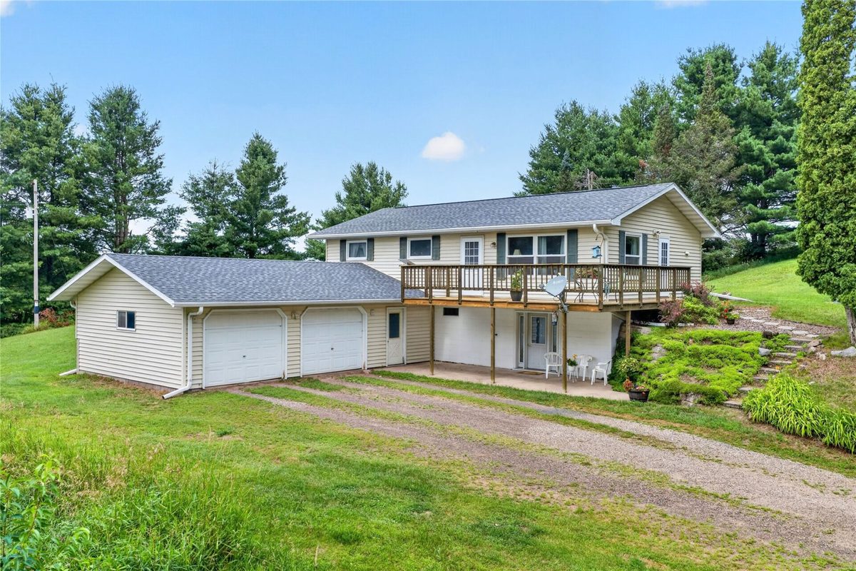 N2579 Willow Trail, Shell Lake WI 54871 - Residential house for sale - MLS #1603514 - image2