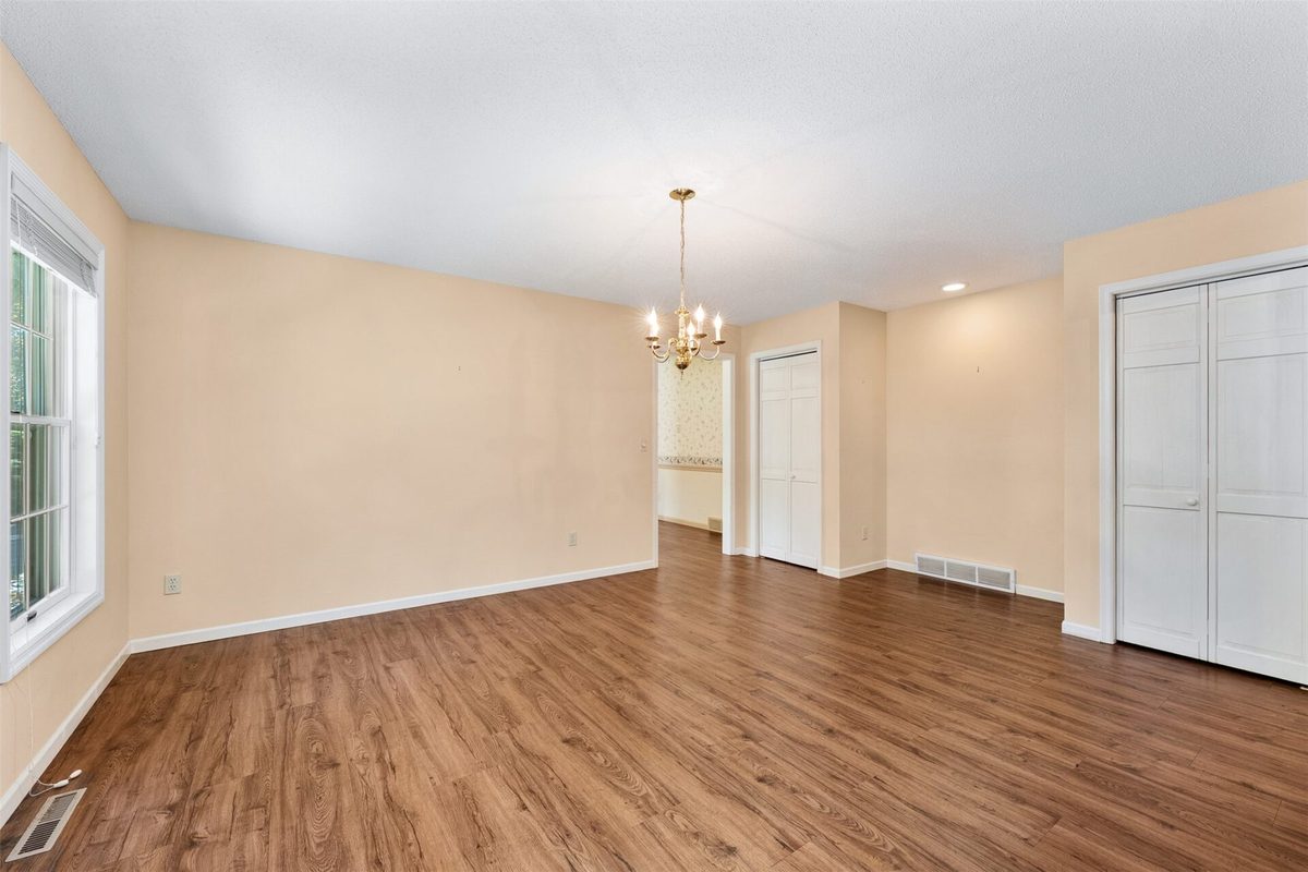 137 Canterbury Road, Eau Claire WI 54701 - Residential house for sale - MLS #1603482 - image6