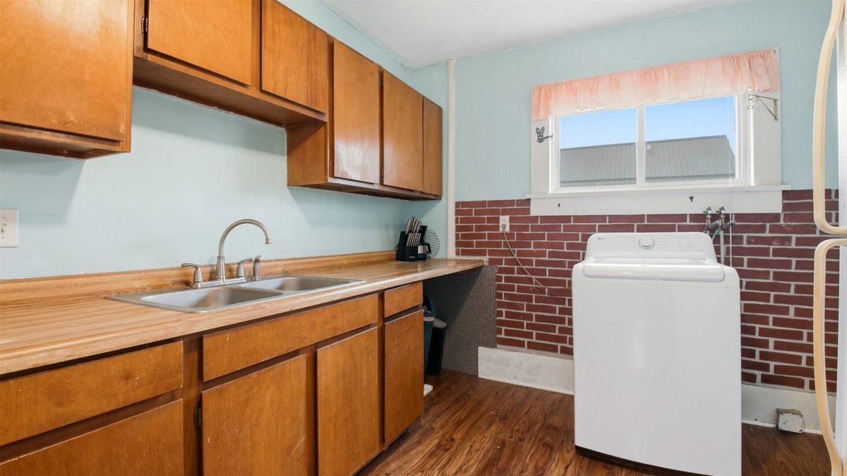 310 Maple Street, Eau Claire WI 54703 - Residential house for sale - MLS #1606325 - image11