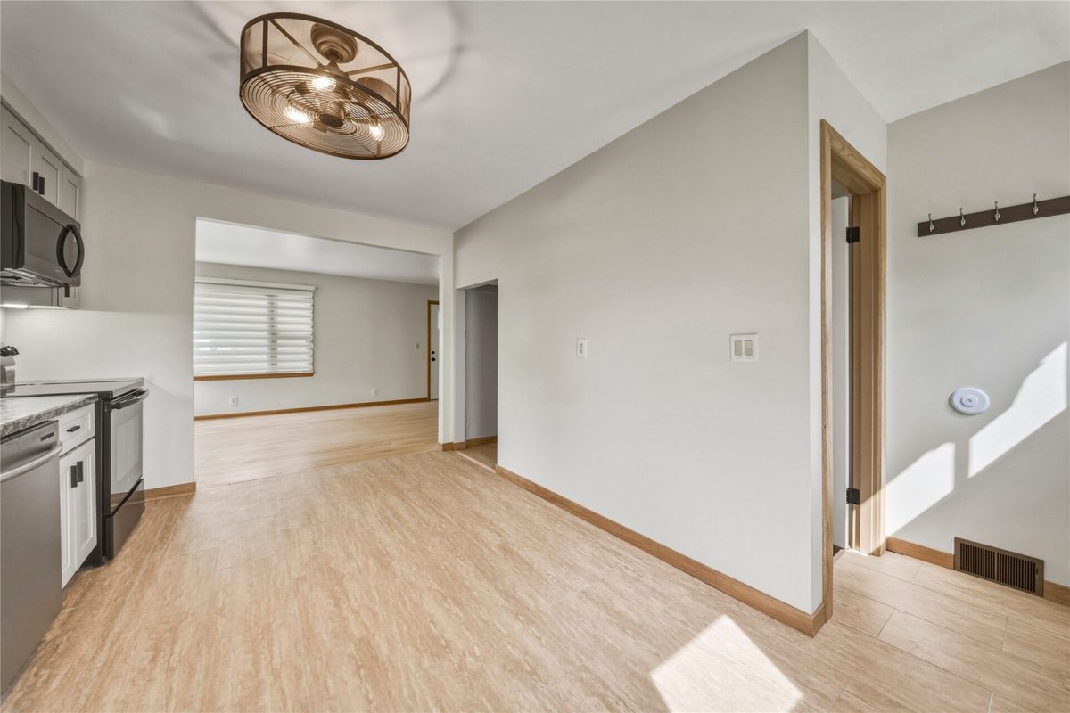 1021 Essex Street, Eau Claire WI 54703 - Residential house for sale - MLS #1601161 - image13