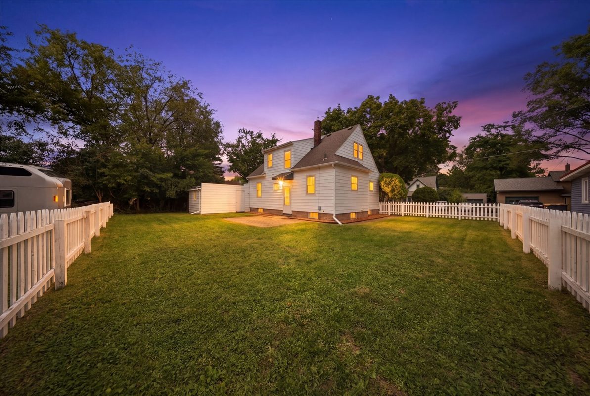 1014 5th Avenue, Menomonie WI 54751 - Residential house for sale - MLS #1605657 - image2