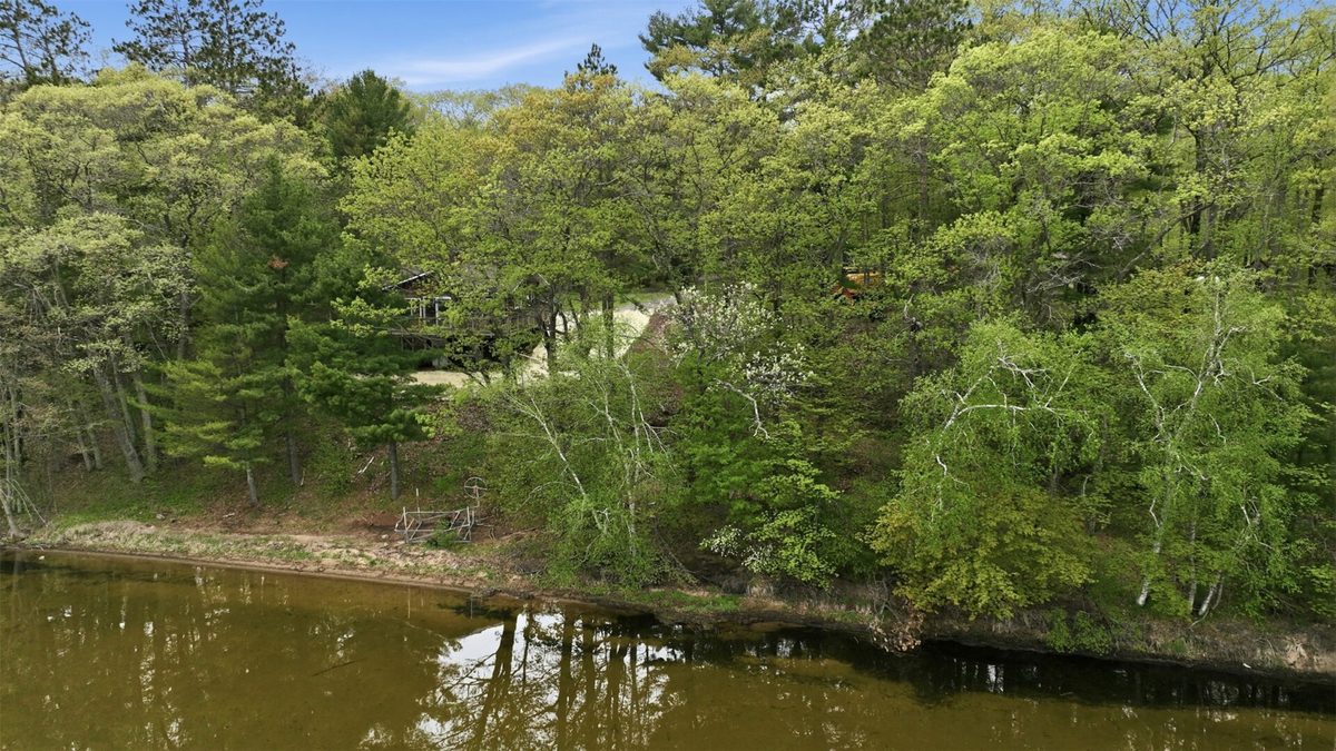 6092N West Shore Lane, Stone Lake, WI