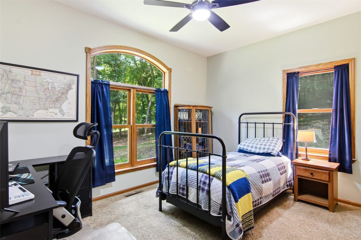 W245 Woodridge Drive, Eau Claire WI 54701 - Residential house for sale - MLS #1602701 - image29