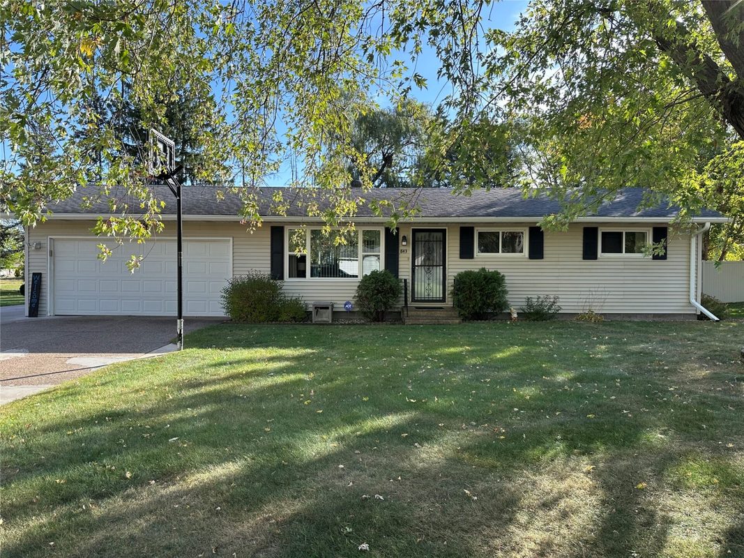 843 Veronica Street, Chippewa Falls WI 54729 - Residential house for sale - MLS #1605605 - image2