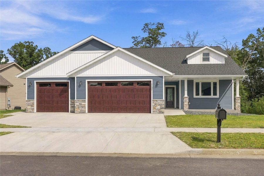 1137 Craven Court