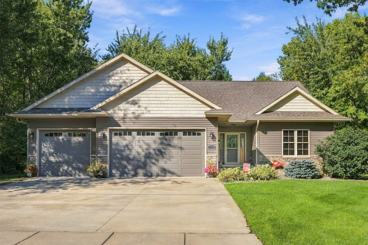 1904 Deblene Lane, Eau Claire WI 54703 - Residential house for sale - MLS #1606176 - image5