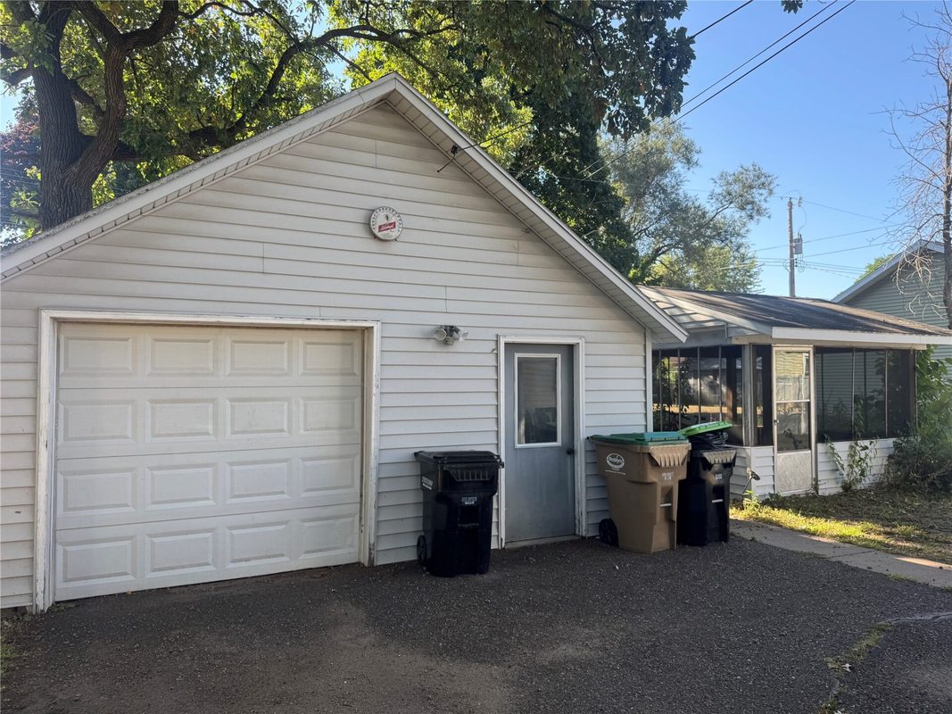915 Miles Street, Chippewa Falls WI 54729 - ResidentialIncome house for sale - MLS #1604787 - image4