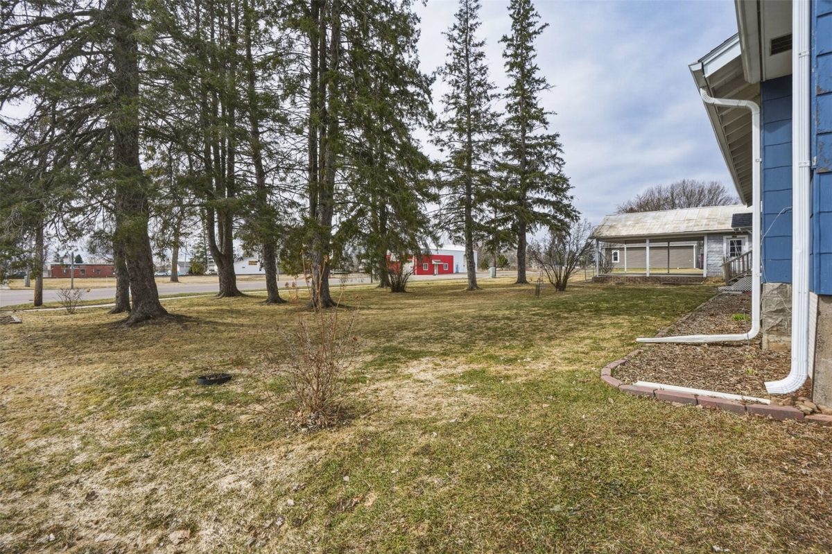 N5379 Walnut Street, Tony, WI