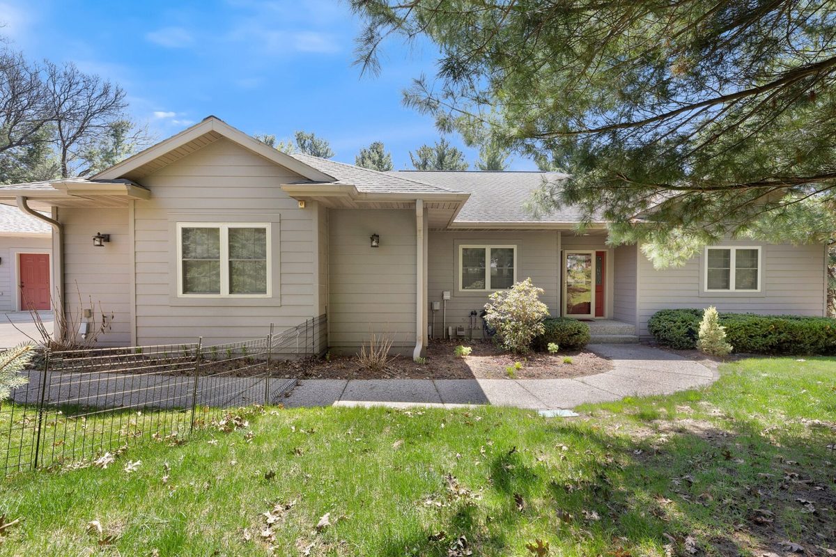 8133 Idol Ave Avenue, Sparta, WI — photo 4