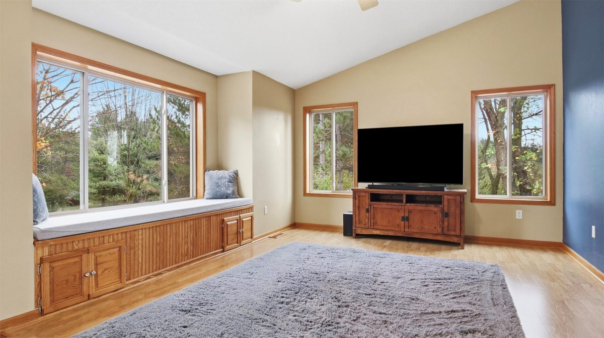 6955 957th Street, Elk Mound WI 54739 - Residential house for sale - MLS #1606135 - image8