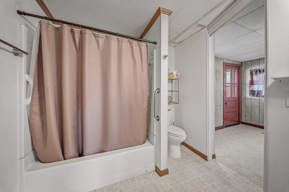 12232 70th Avenue, Chippewa Falls WI 54729 - Residential house for sale - MLS #1606028 - image12