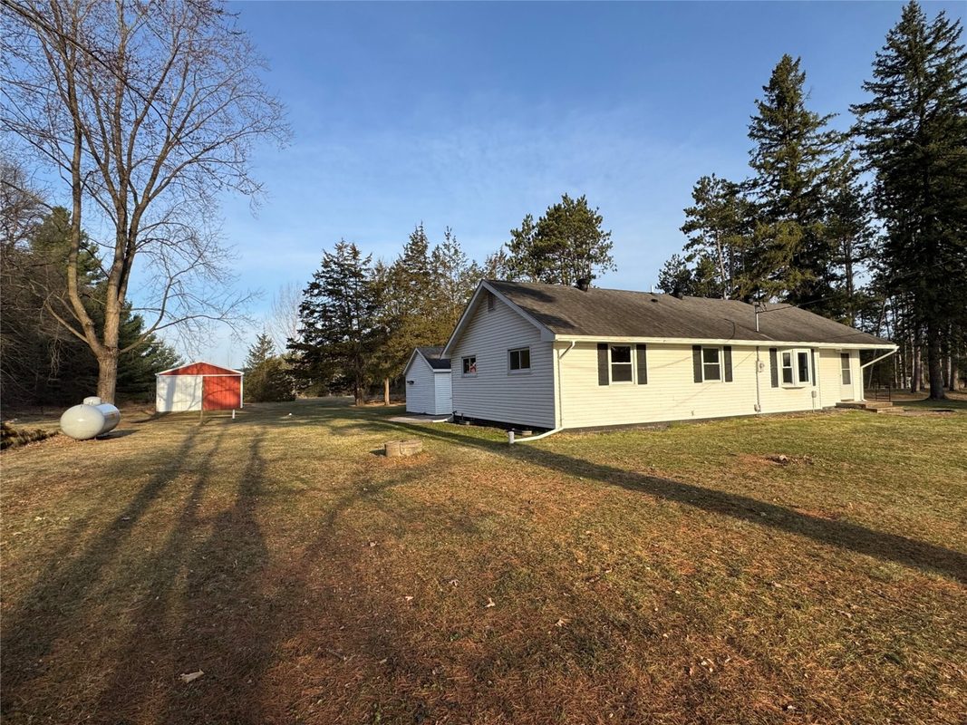 W4055 Jene Road Eau Claire WI 54701 — photo 29