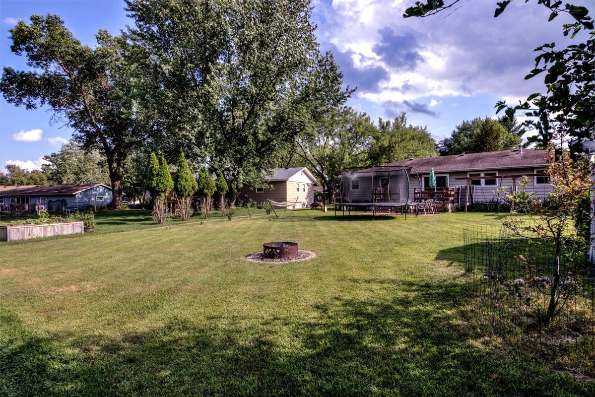 1216 Blueberry Drive, Eau Claire, WI