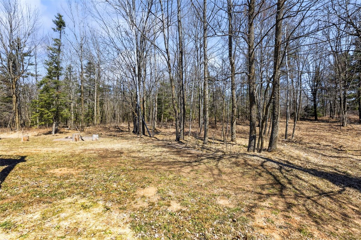 W15082 Old 14 Road, Weyerhaeuser, WI