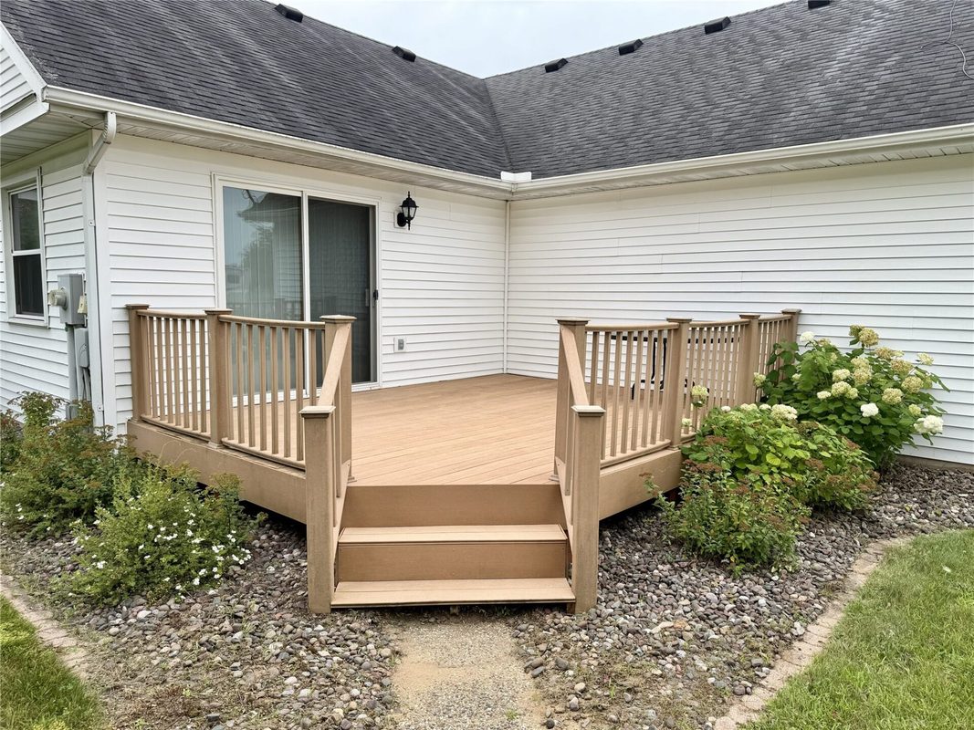 2321 5th Avenue, Bloomer, WI