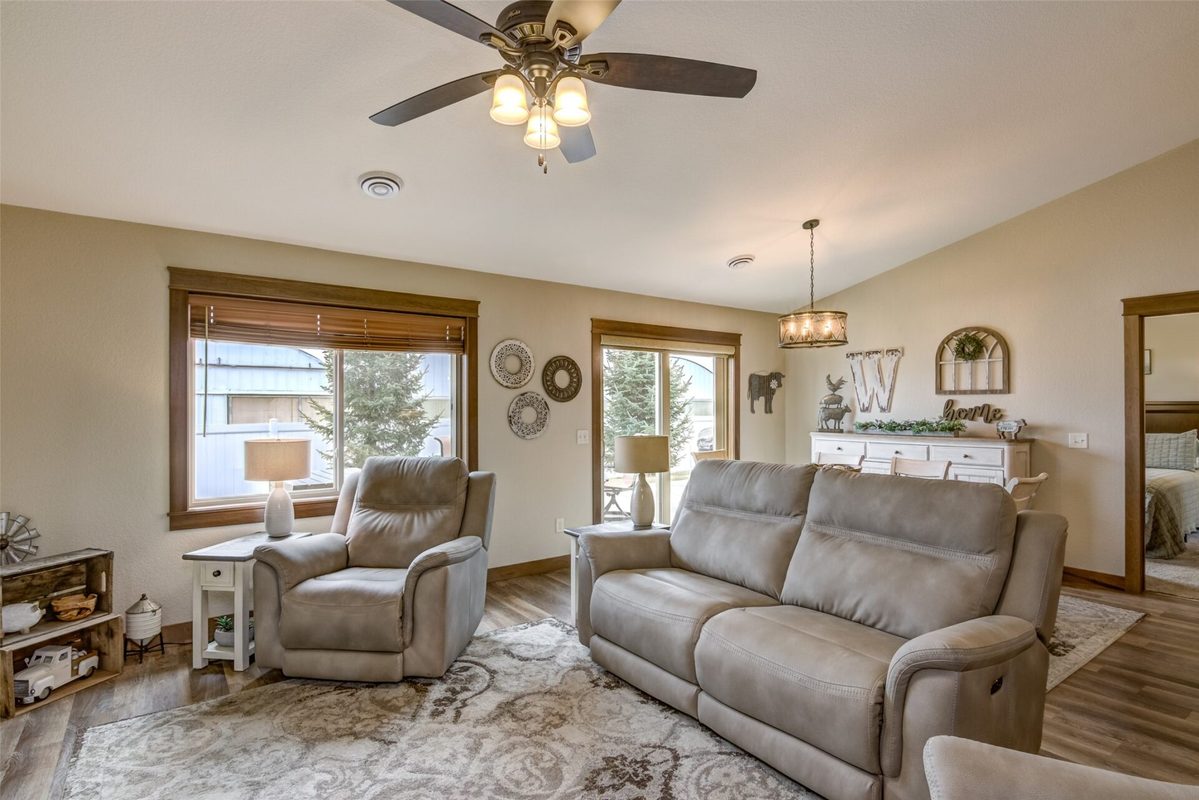5609 Green Park Drive, Eau Claire, WI — photo 15